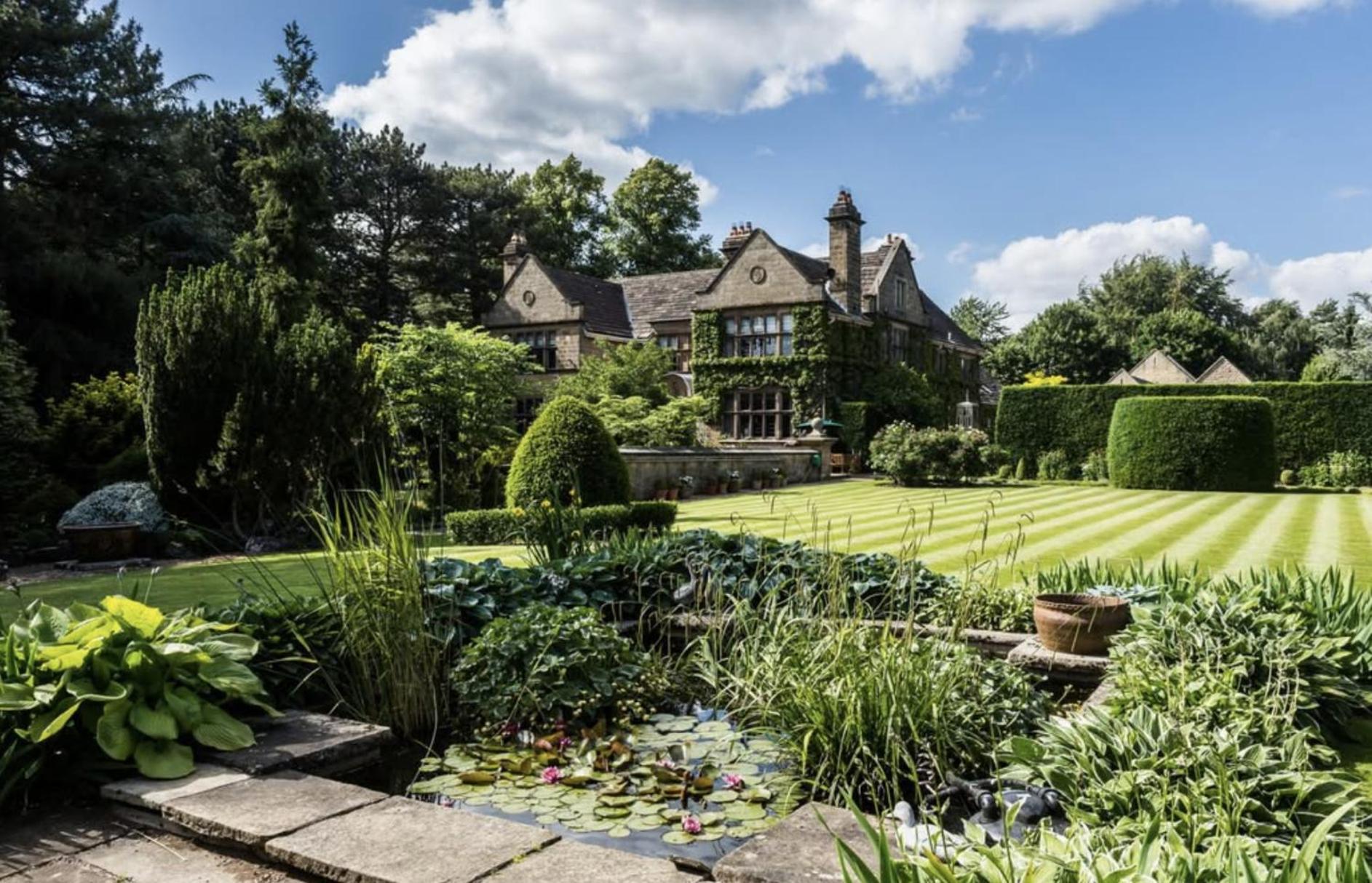 Lewtrenchard Manor Hotel ภายนอก รูปภาพ