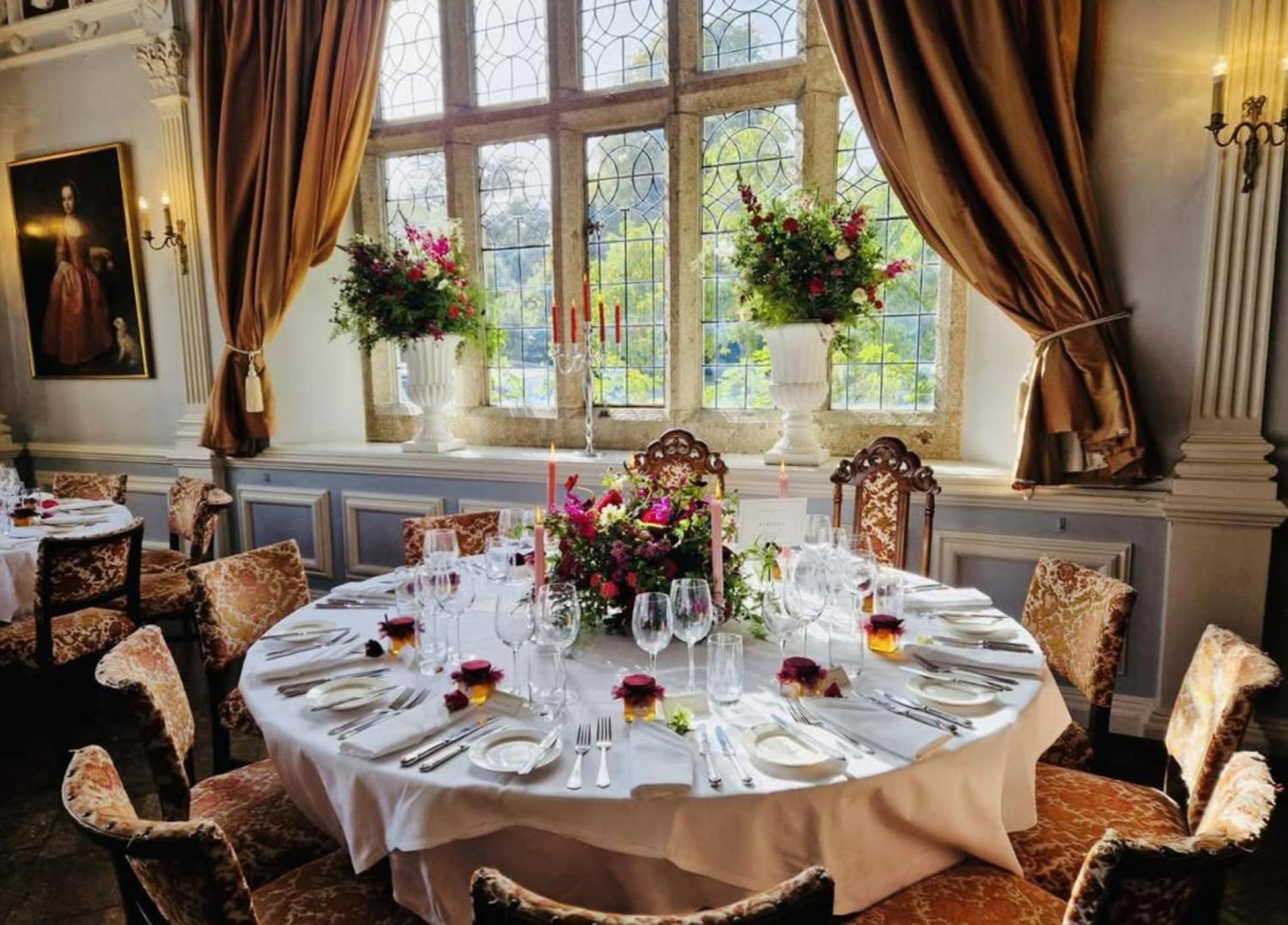 Lewtrenchard Manor Hotel ภายนอก รูปภาพ