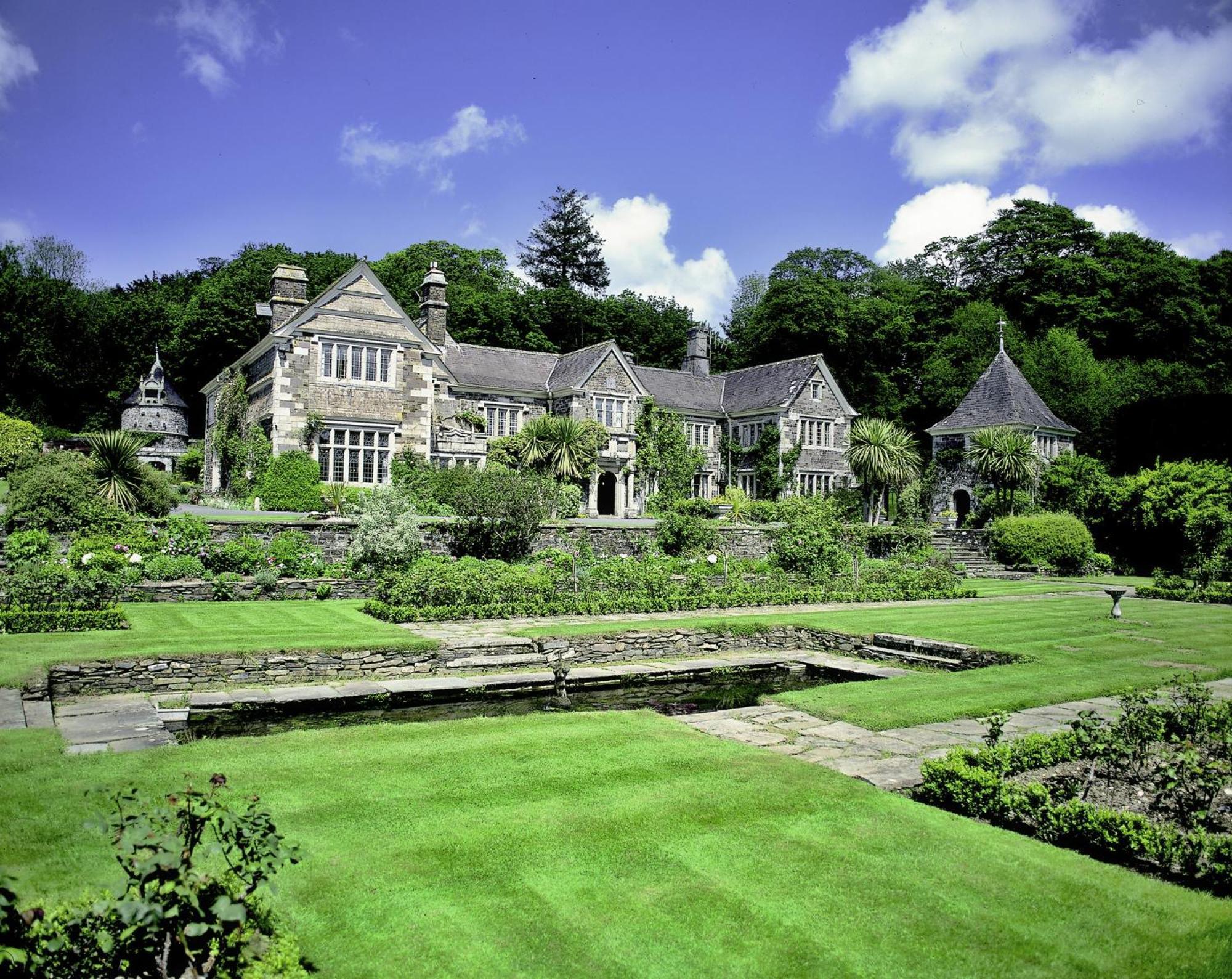 Lewtrenchard Manor Hotel ภายนอก รูปภาพ